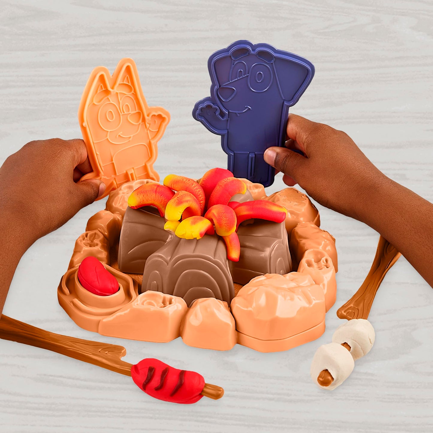 Play-Doh Bluey Goes Camping Playset with Campfire Tools | 3+ | Amazon Exclusive