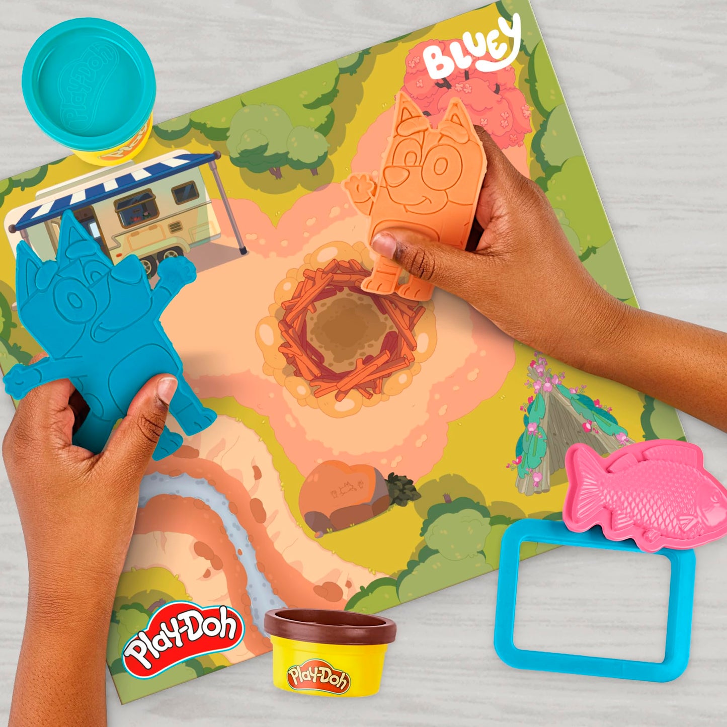 Play-Doh Bluey Goes Camping Playset with Campfire Tools | 3+ | Amazon Exclusive