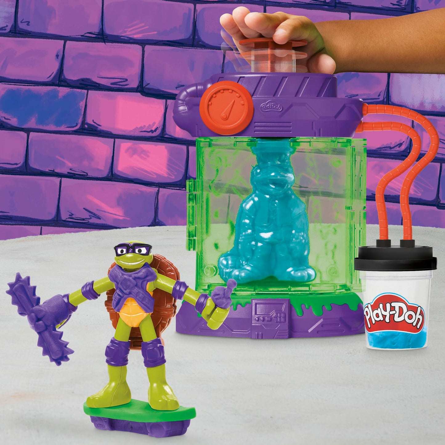 Play-Doh TMNT Mutation Station Playset | Bendable Donatello Figure & Mondo Gecko