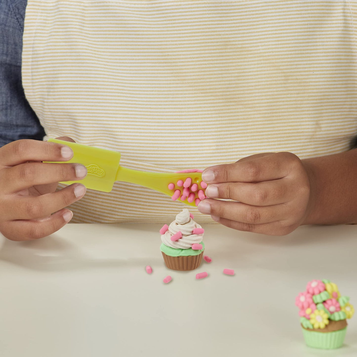 Play-Doh Kitchen Creations Ultimate Cookie Baking Playset with Toy Mixer — 25 Tools, 15 Cans | Amazon Exclusive