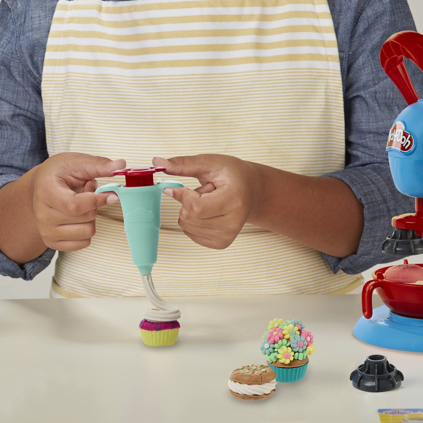 Play-Doh Kitchen Creations Ultimate Cookie Baking Playset with Toy Mixer — 25 Tools, 15 Cans | Amazon Exclusive