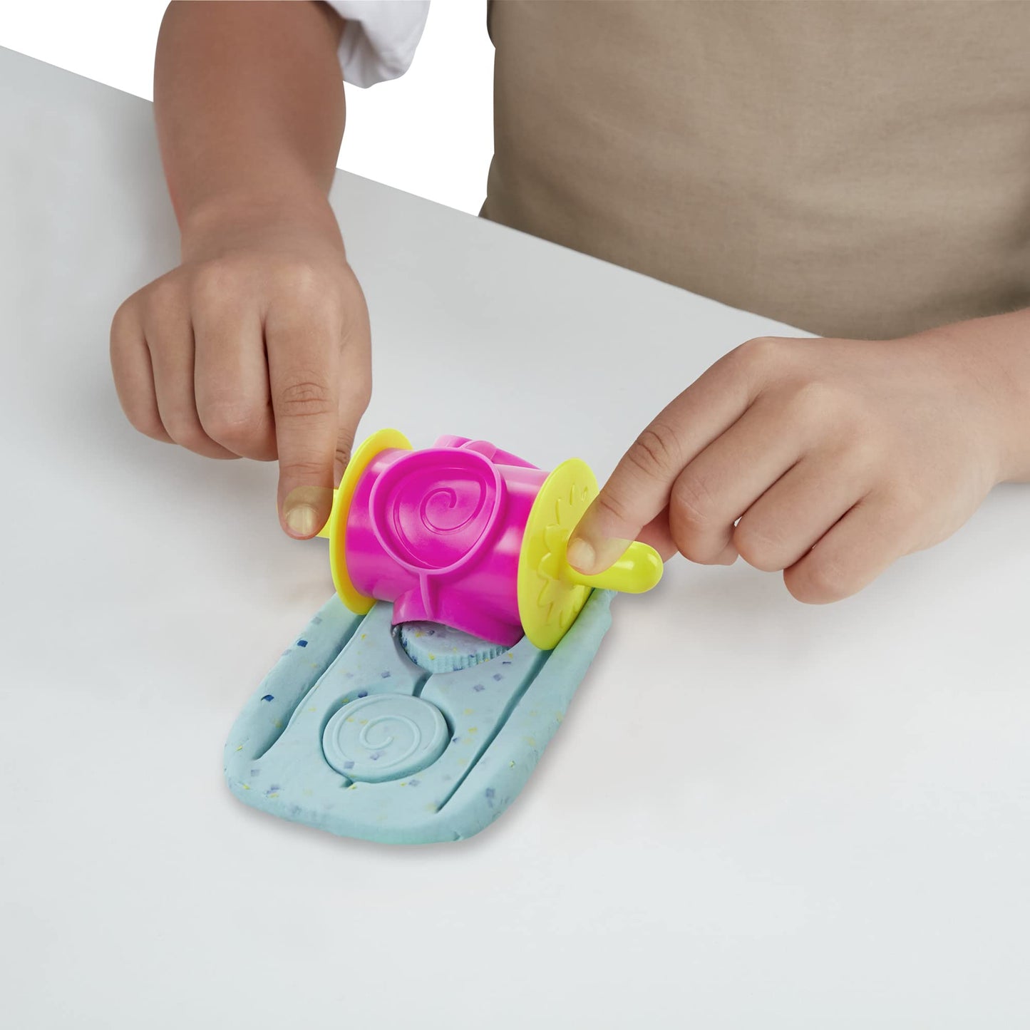 Play-Doh Kitchen Creations Ultimate Cookie Baking Playset with Toy Mixer — 25 Tools, 15 Cans | Amazon Exclusive