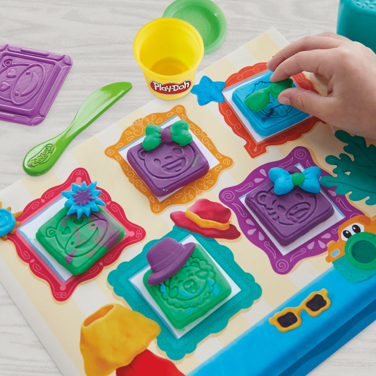 Play-Doh Photo Fun Starter Set | Kids Camera Toy for Pretend Play & Arts & Crafts