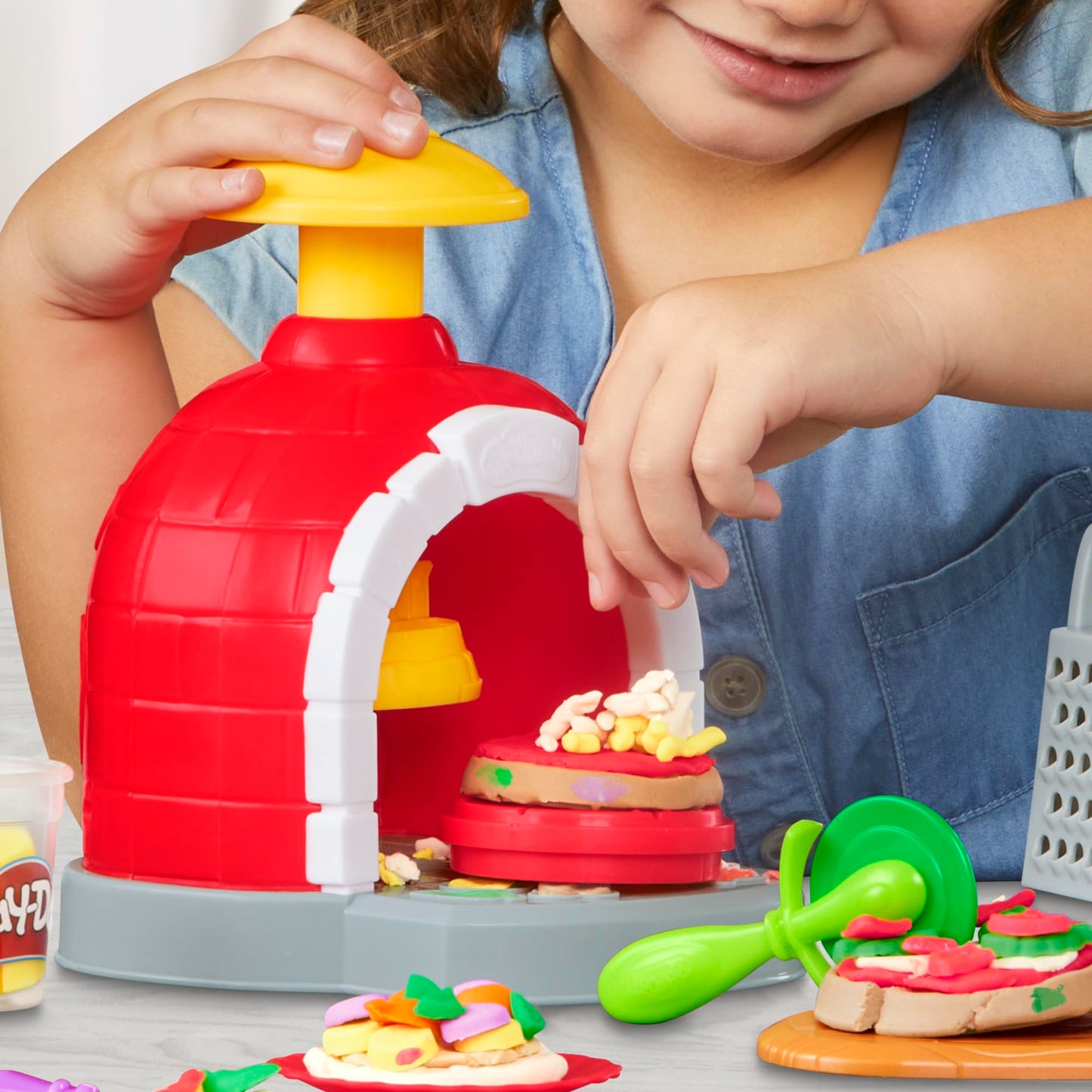 Play-Doh Kitchen Creations Pizza Oven Playset | 6 Cans, 8 Accessories, Ages 3+