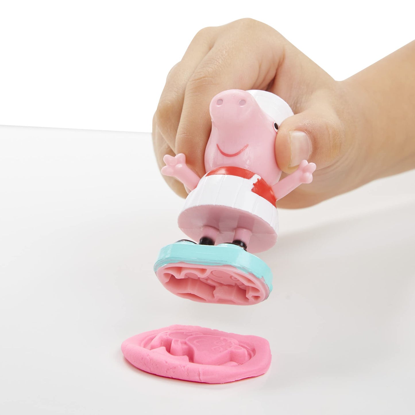Play-Doh Peppa’s Ice Cream Playset: Truck & Figures, 5 Colors