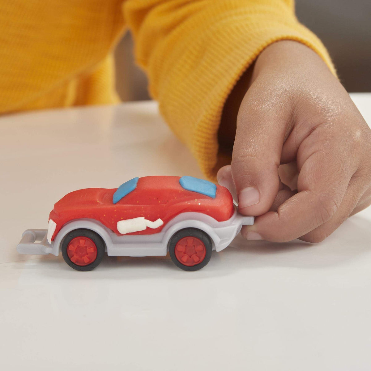 Play-Doh Wheels Tow Truck Toy for Kids 3+ | 3 Non-Toxic Colors