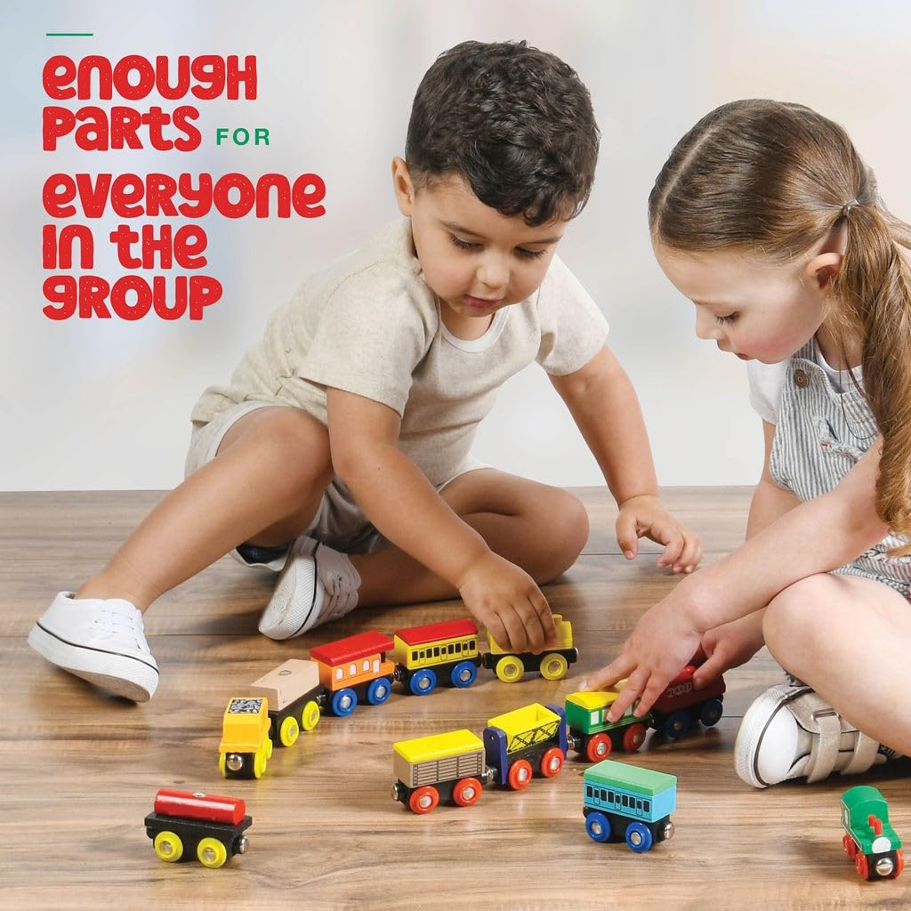 Play22 Wooden Train Set 12 Pcs – Magnetic Engines, 3 Locomotives, Compatible with Major Brands