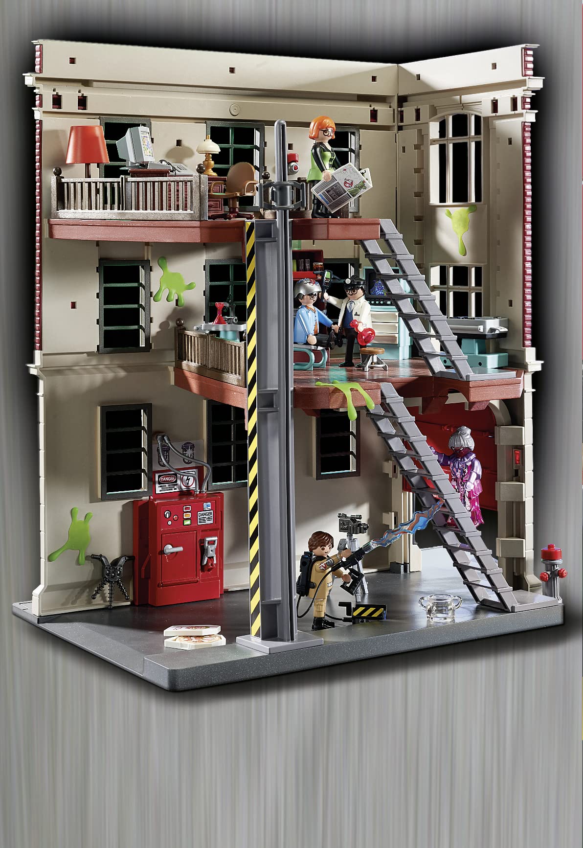 Playmobil Ghostbusters Firehouse – Authentic Ghost-Hunting Playset for Ages 6+