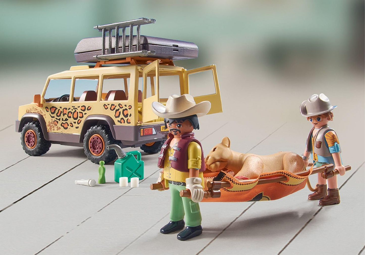 Playmobil Wiltopia Cross-Country Vehicle with Lions – Eco Wildlife Adventure