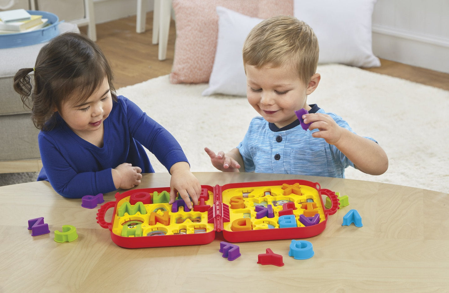 Playskool Sesame Street Elmo's On the Go Letters - 24 x 36 Inch Alphabet Set with Carry Case