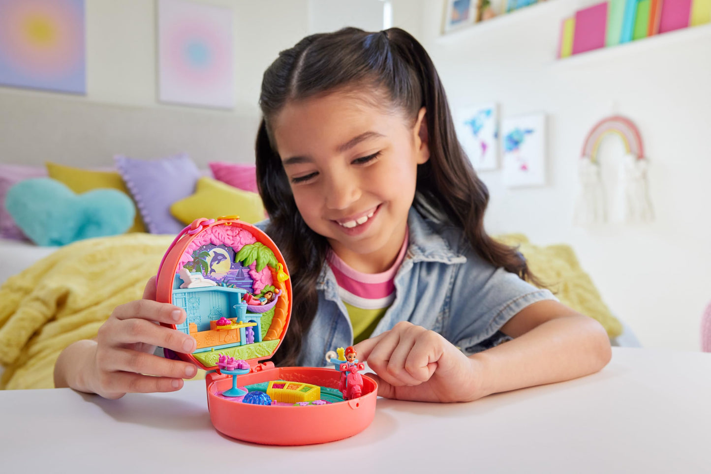 Polly Pocket Adventure Moped Compact – 2 Micro Dolls, Puppy & 12 Accessories
