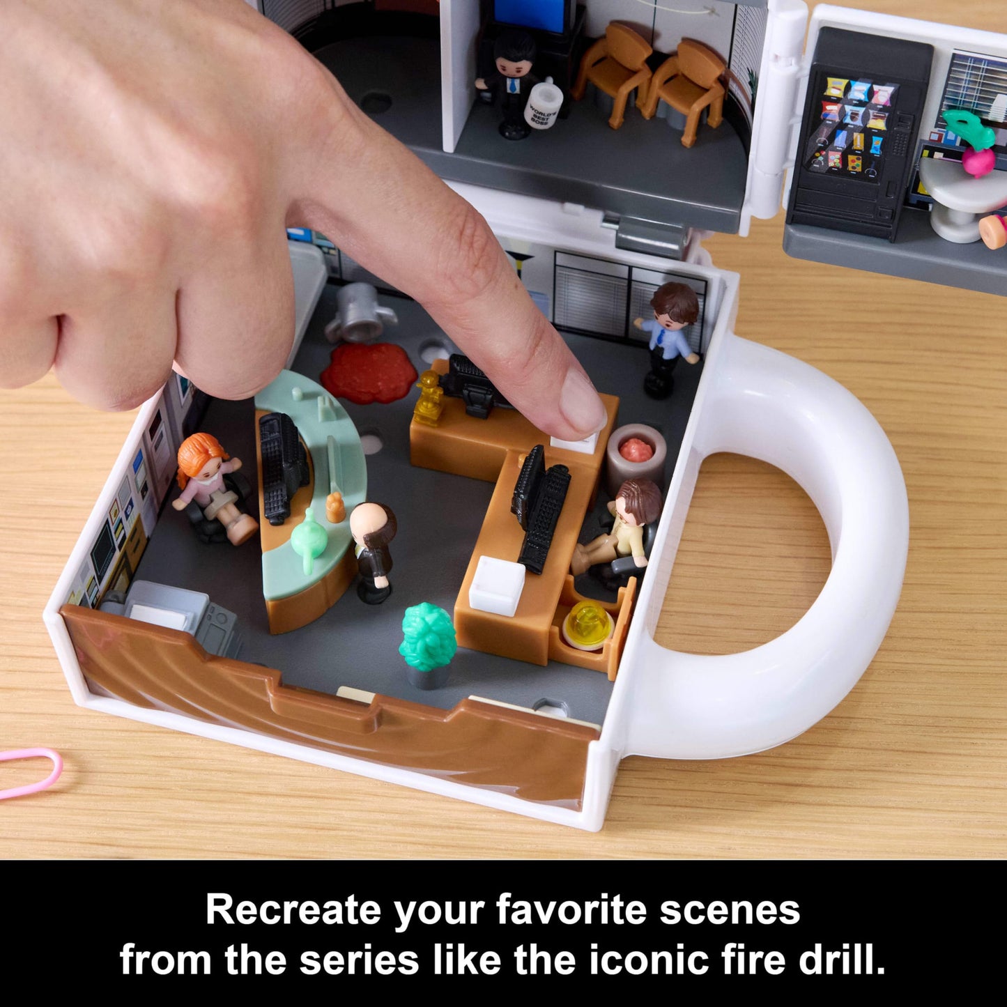 Polly Pocket x The Office Compact Playset: 6 Dolls & 9 Accessories, Coffee Mug Exterior