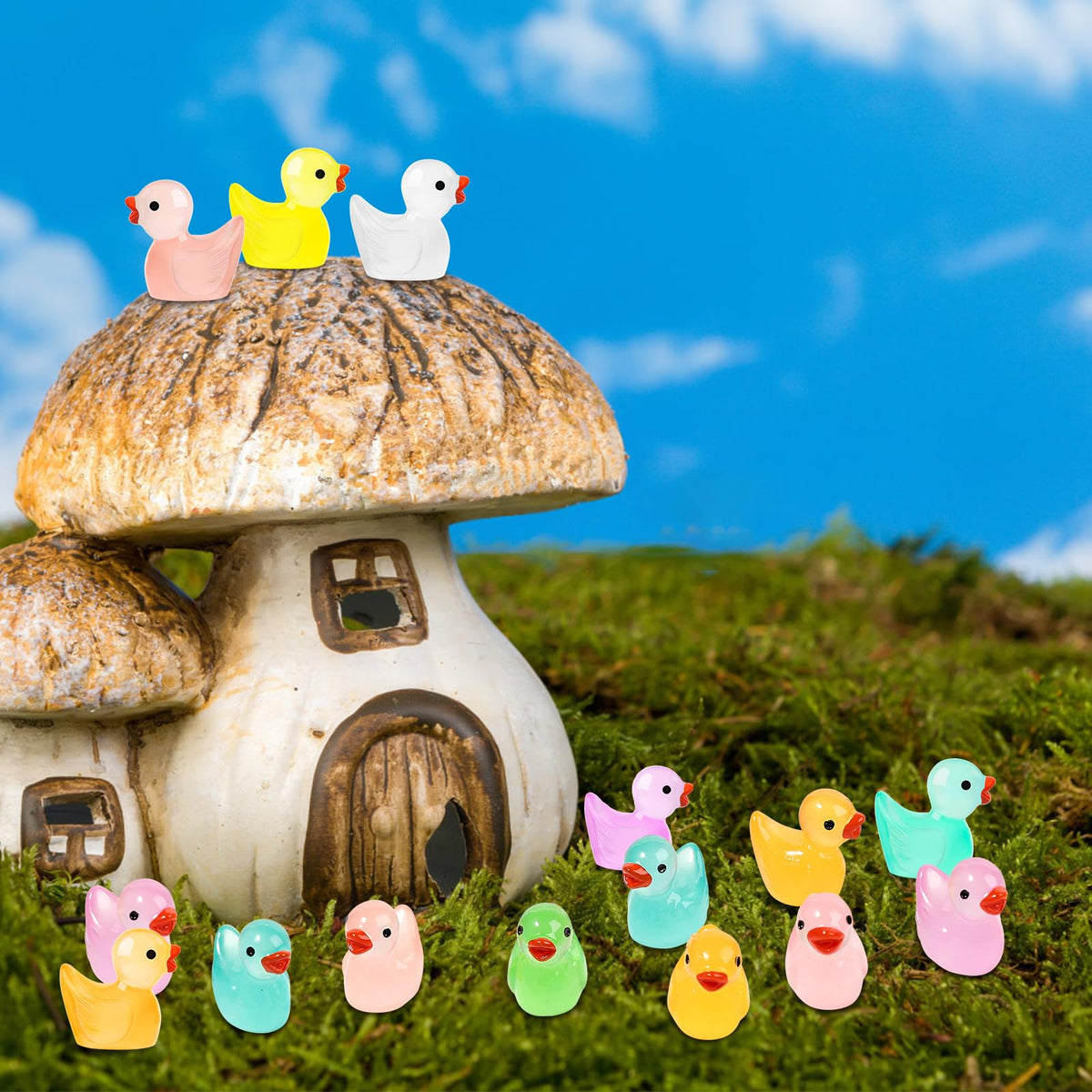 POSOUL 200 Pcs Glow-in-the-Dark Mini Resin Ducks for DIY Decor & Fairy Gardens