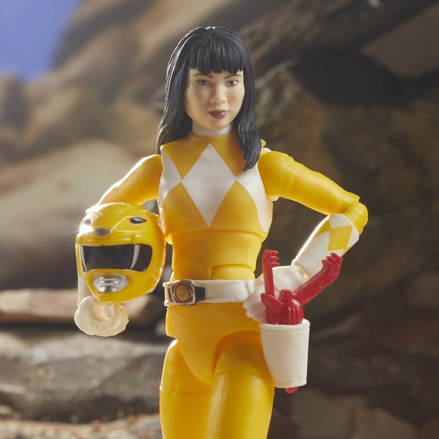 Power Rangers Lightning Collection Mighty Morphin Yellow Ranger Figure – 6-Inch Collectible with Accessories