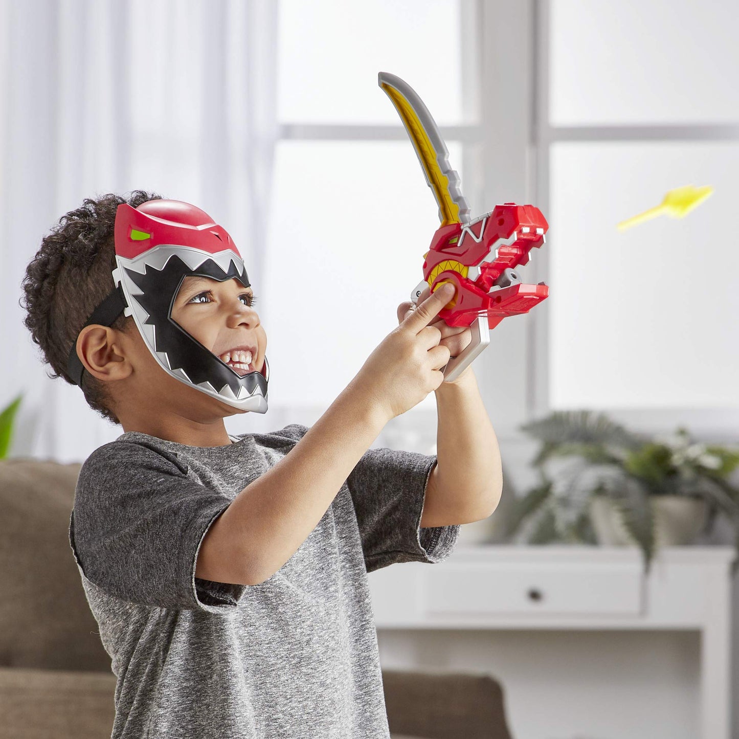 Power Rangers Playskool Heroes Zord Saber Mask & Red Ranger Sword Accessory — Dino Charge Inspired, 3+ (Amazon Exclusive)