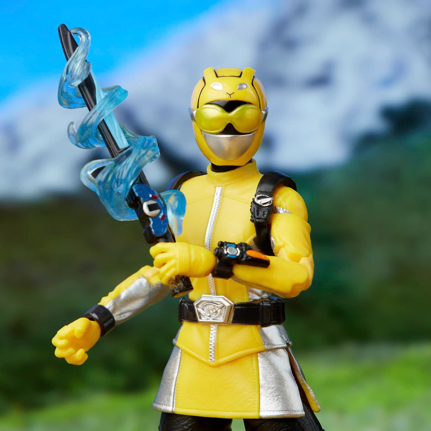Power Rangers Lightning Collection Beast Morphers Yellow Ranger 6-Inch Action Figure | Premium Poseable Toy