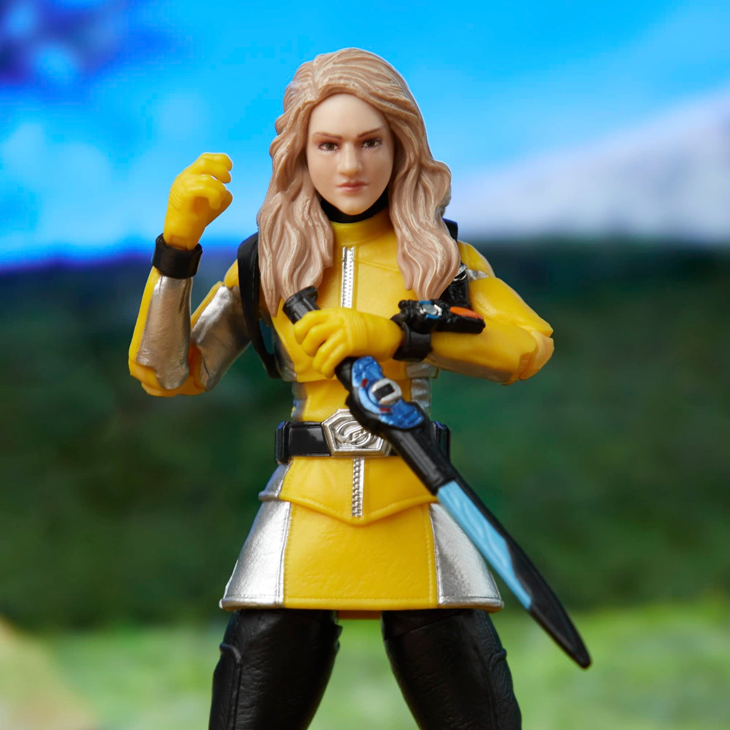 Power Rangers Lightning Collection Beast Morphers Yellow Ranger 6-Inch Action Figure | Premium Poseable Toy