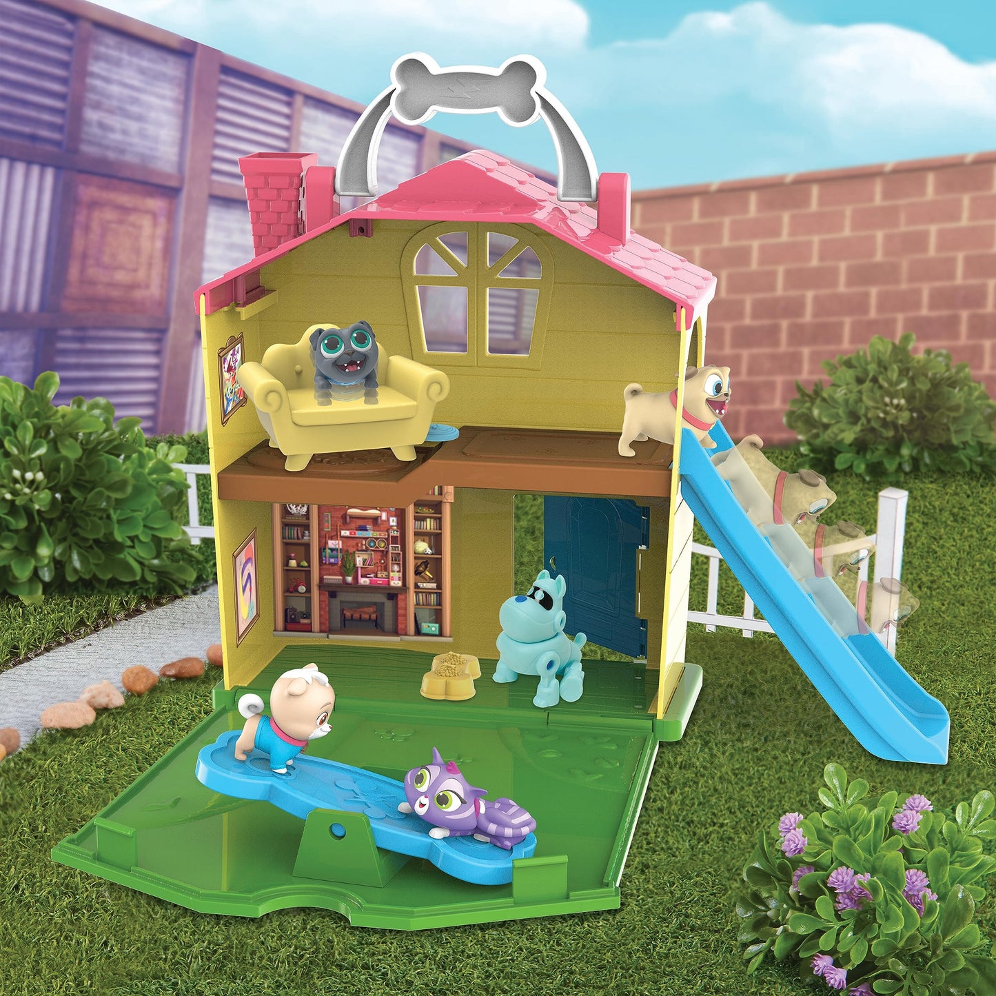 Puppy Dog Pals Stow N' Go Playset – Licensed Toy (Ages 3+)