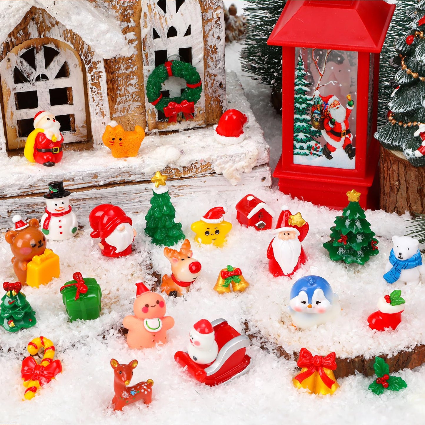 QAUYETM 50Pcs Christmas Miniature Figurines – 50 Unique Resin Santa, Snowman & More for Xmas Decor