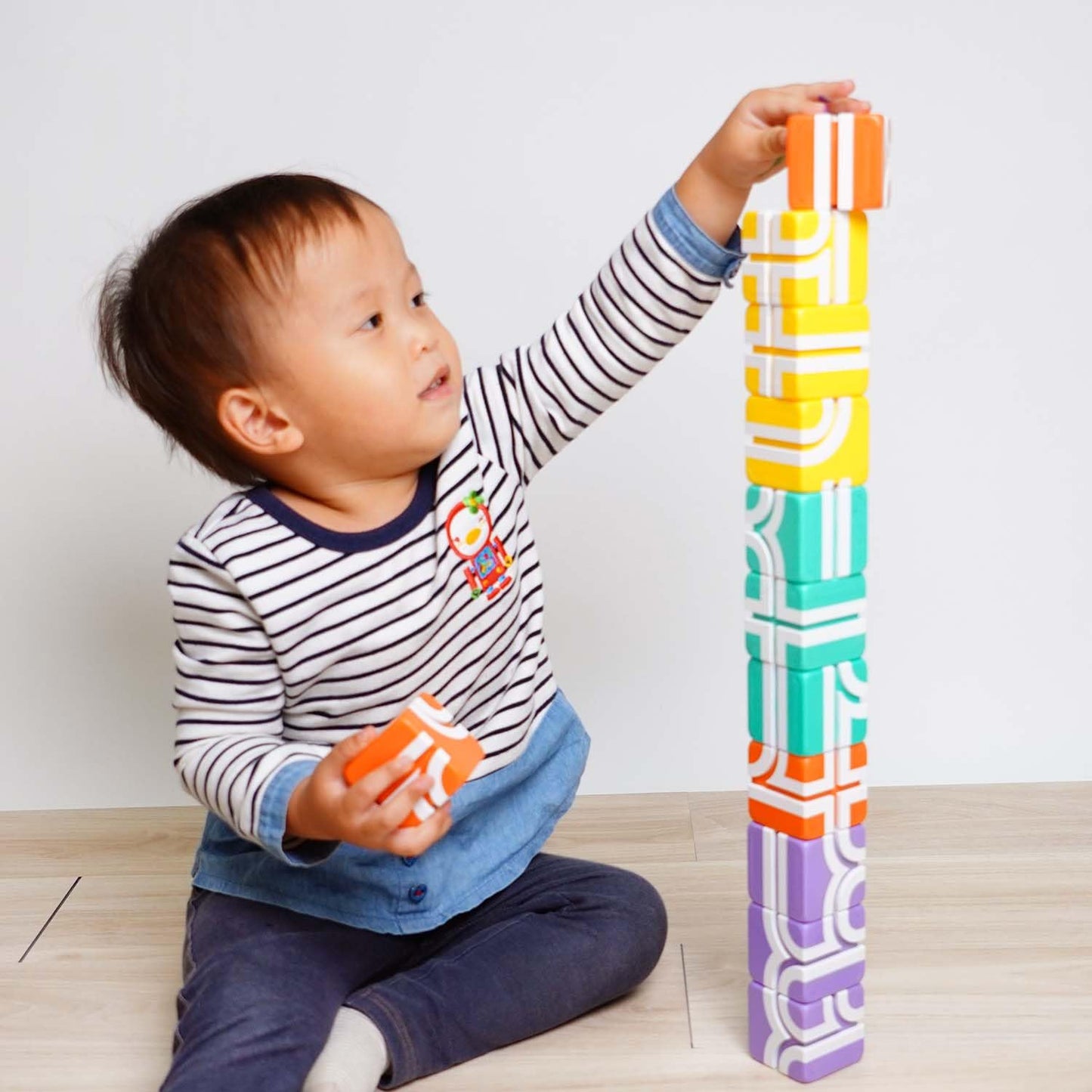 QBI Magnetic Blocks for Toddlers 1-3 – 13-Piece Starter Set with School Bus & Pastel Cubes