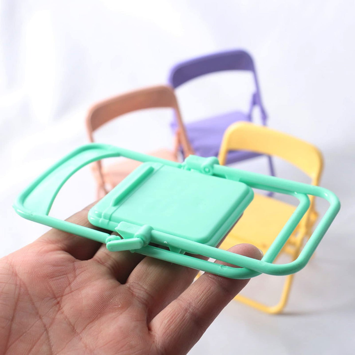 Qintreesify 5Pcs Multicolor Folding Chairs for 1:12 Dollhouse – Miniature Set