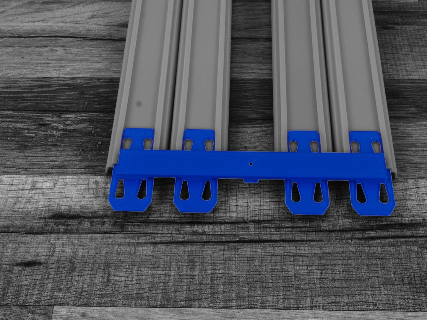 QuirkWorks 3D Track Spacers (4 Pack) — 2, 4, or 6 Lane Alignment for Hot Wheels Tracks