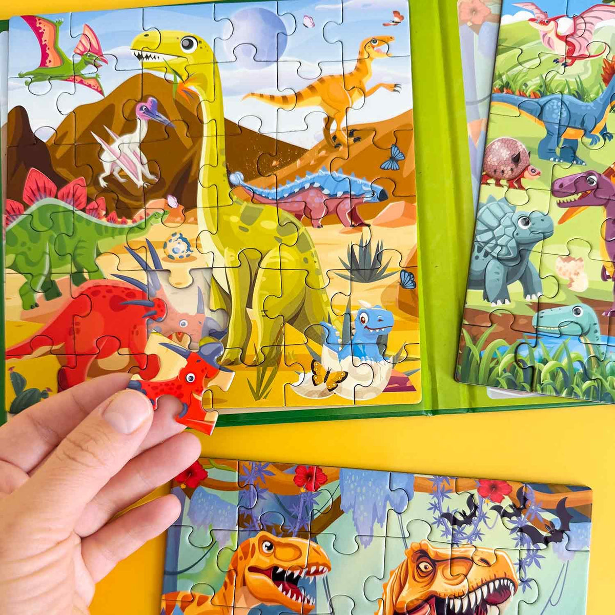QUOKKA Travel Magnetic Puzzles for Toddlers – Dino Game with 30+ Magnets
