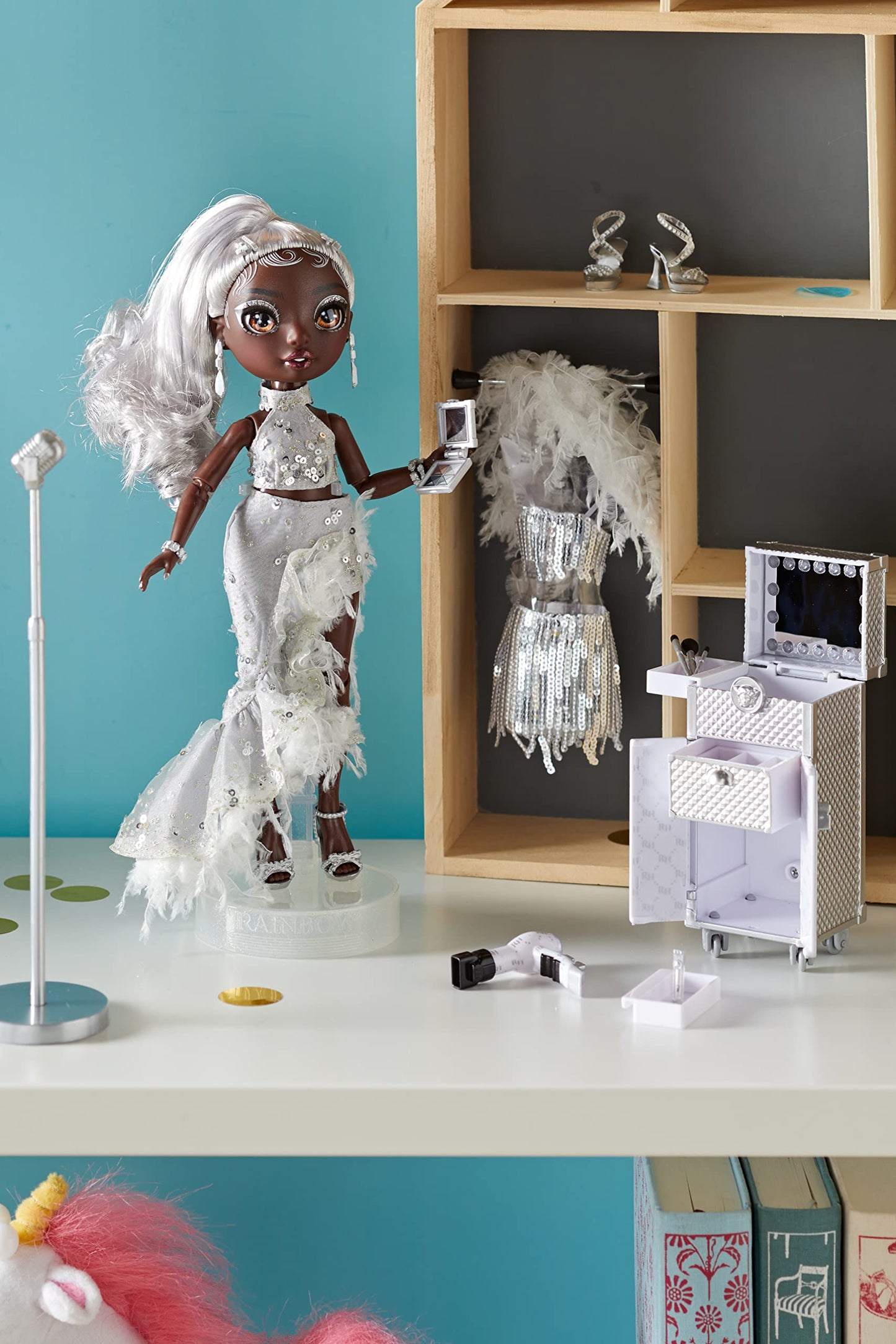 Rainbow High Rainbow Vision Rainbow Divas Ayesha Sterling (Silver) Posable Doll – 2 Designer Outfits & Vanity Playset | Rainbow High