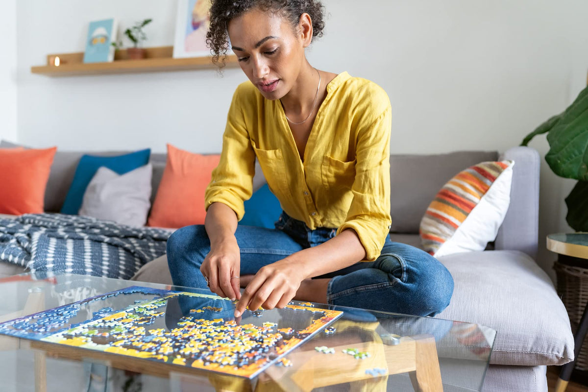 Ravensburger The Christmas Library 1000-Piece Jigsaw Puzzle | Premium Quality