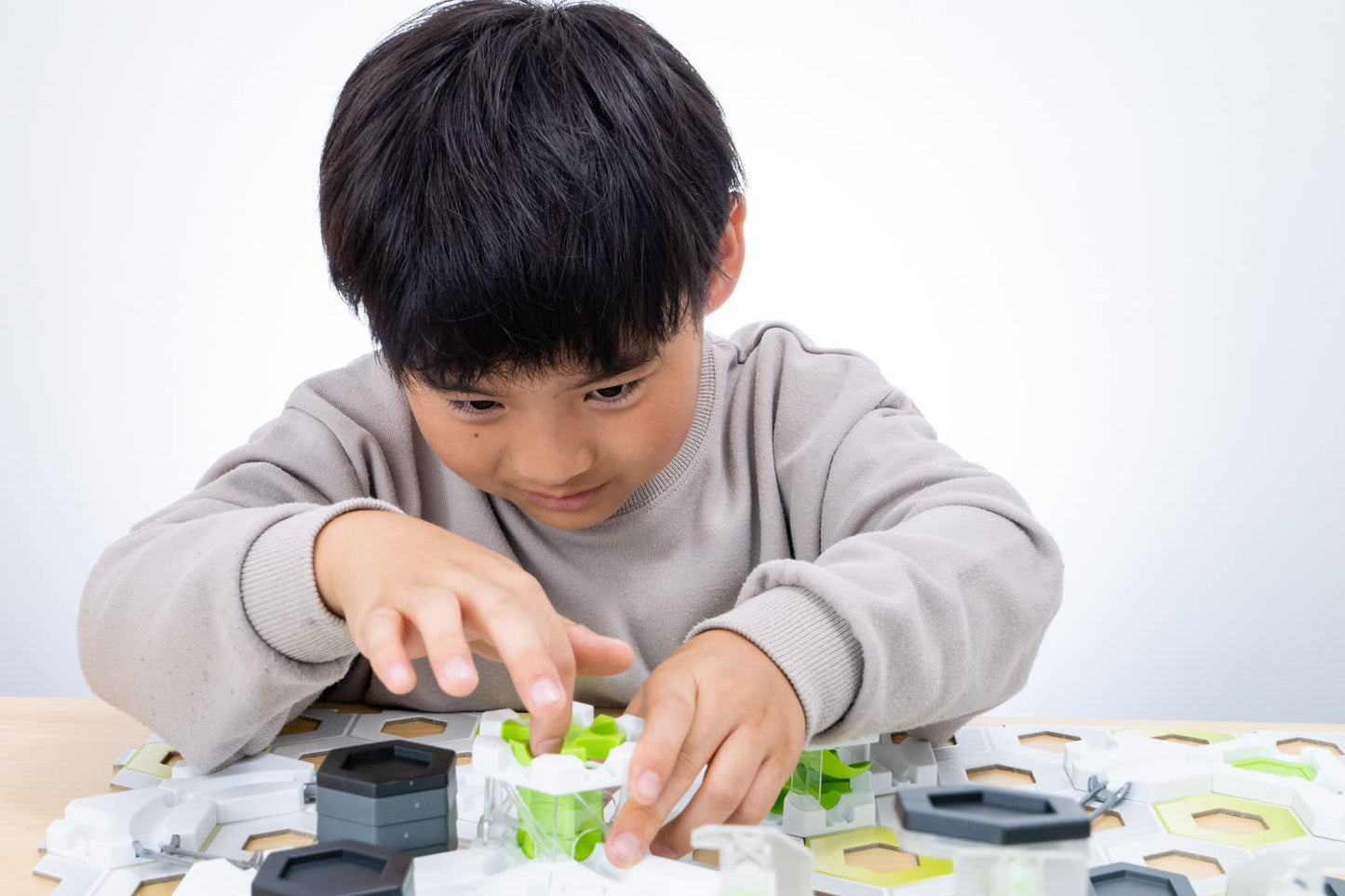 GraviTrax PRO: Extreme Set by Ravensburger – Modular Marble Run for STEM Play