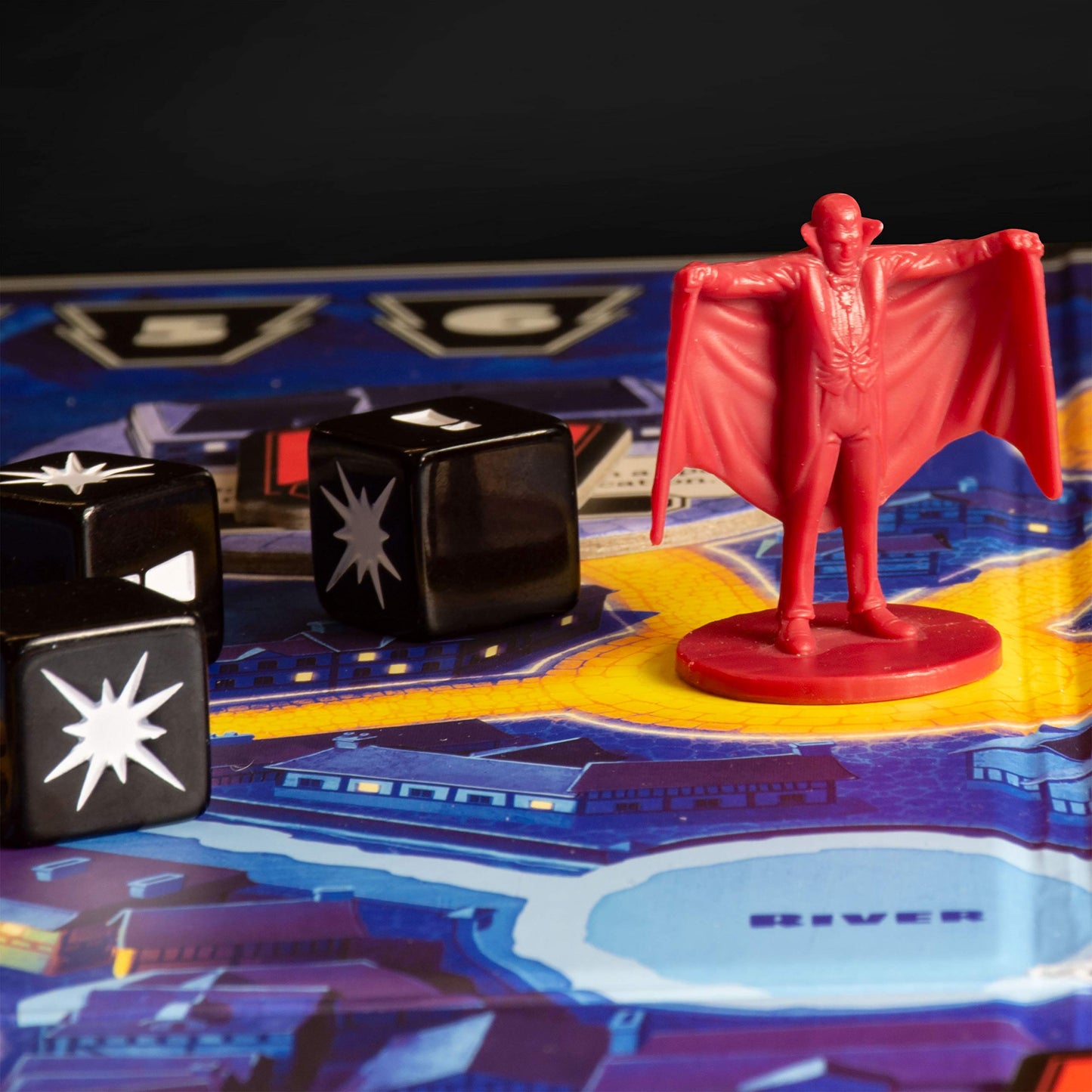 Ravensburger Horrified: Universal Monsters Co-op Board Game | 1-5 Players | Ages 10+