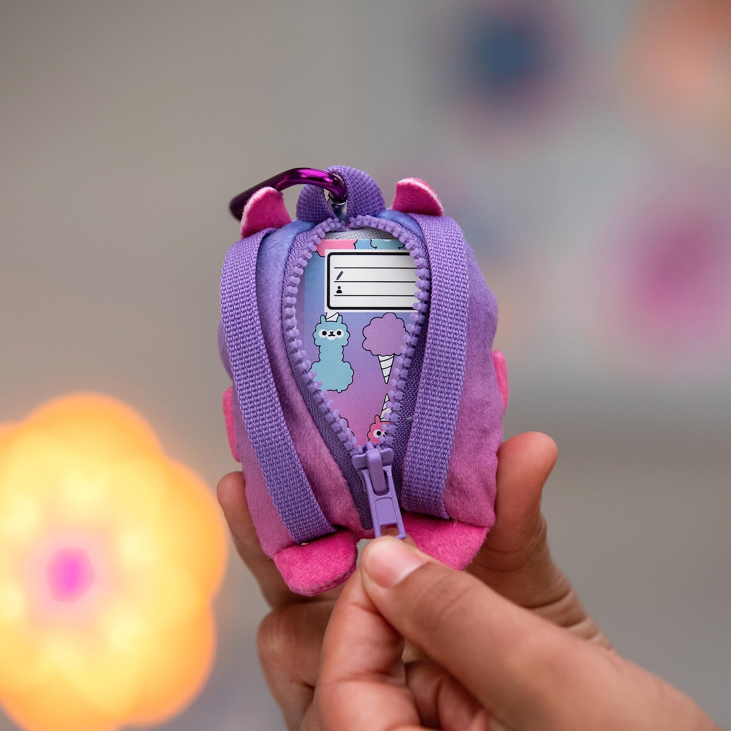 REAL LITTLES Plushie Pet Backpacks – Real Mini Surprises Inside (6 Designs)