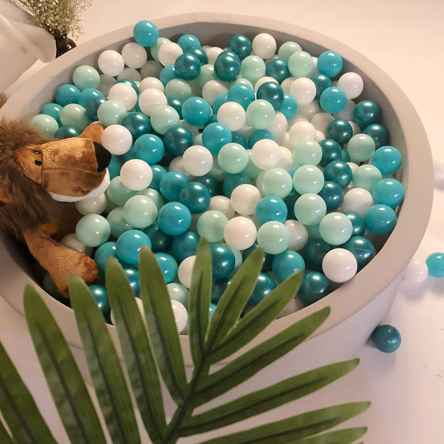 Realhaha Ball Pit Balls 100-Pack – Green & White Safe Plastic Balls for Babies & Kids