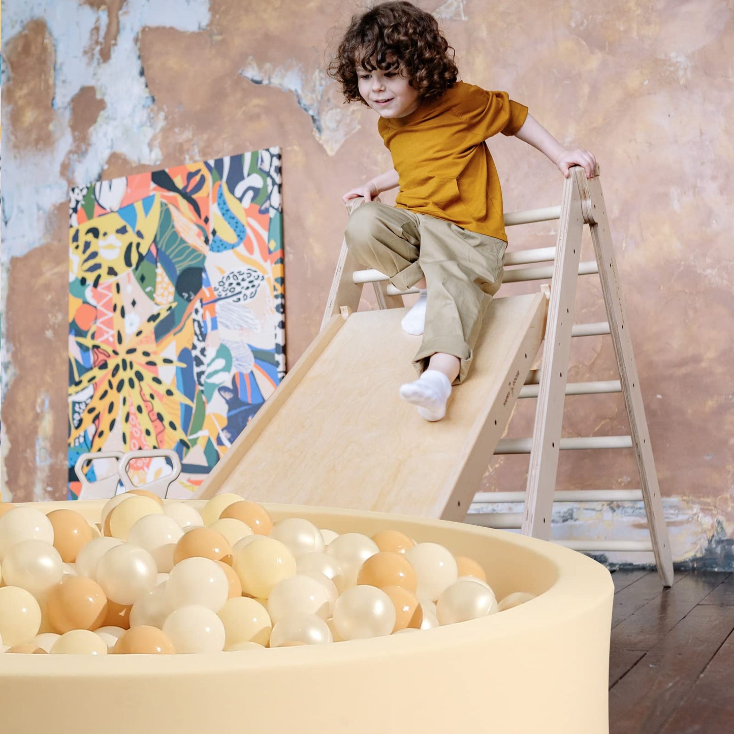Realhaha Ball Pit Balls – 50 Safe Plastic Play Balls for Babies & Kids (Milktea Beige, Pearl White)