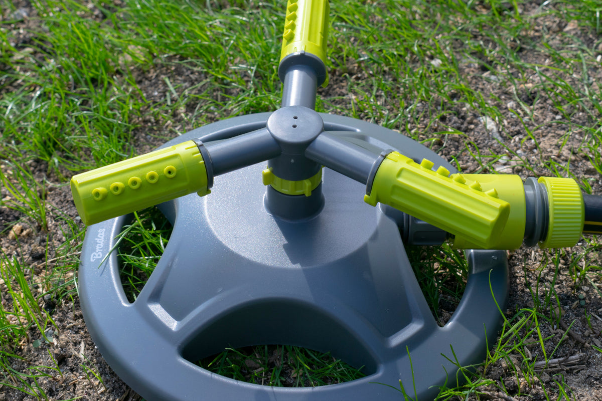 Bradas 3-Arm Rotating Sprinkler Lime Line