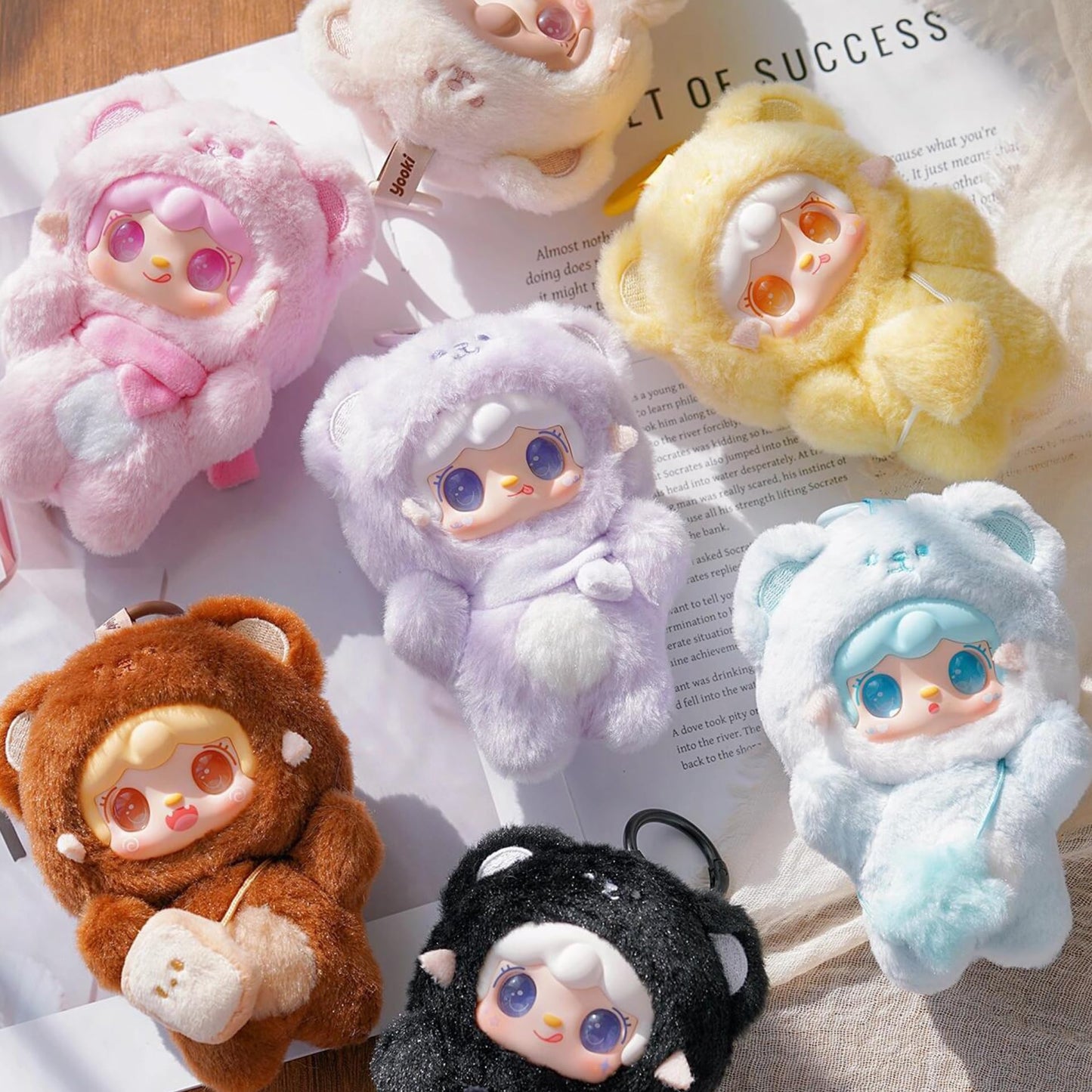 REIVIVORA YOOKI V4 Take A Bite of Bear Blind Box – 1 Mini Figure, 1 of 8 Styles