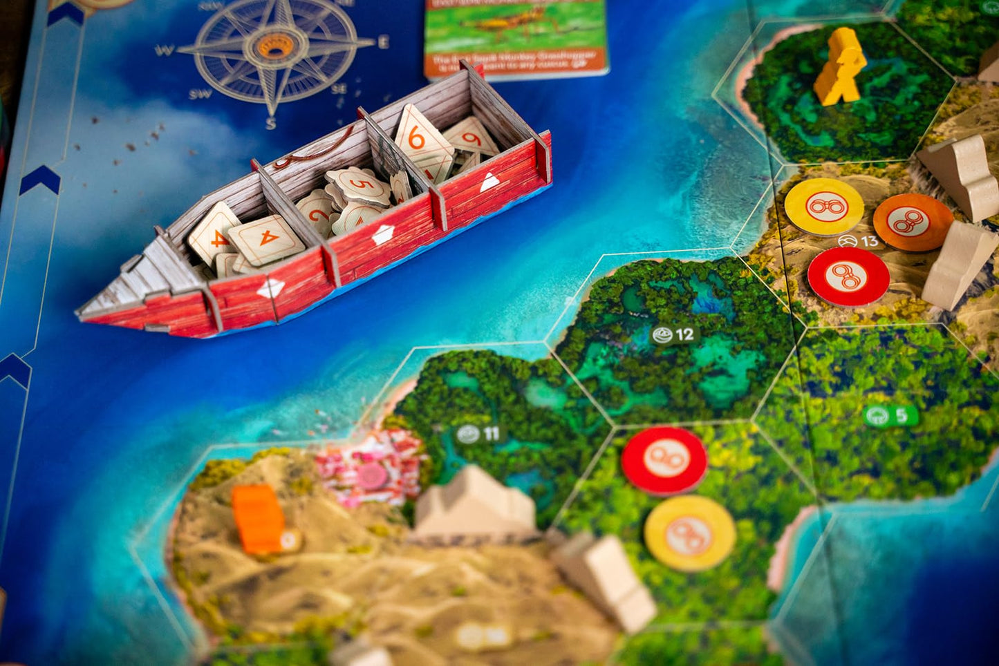 Renegade Game Studios The Search for Lost Species – Deduction Board Game for 1–4 Players | 60–75 min