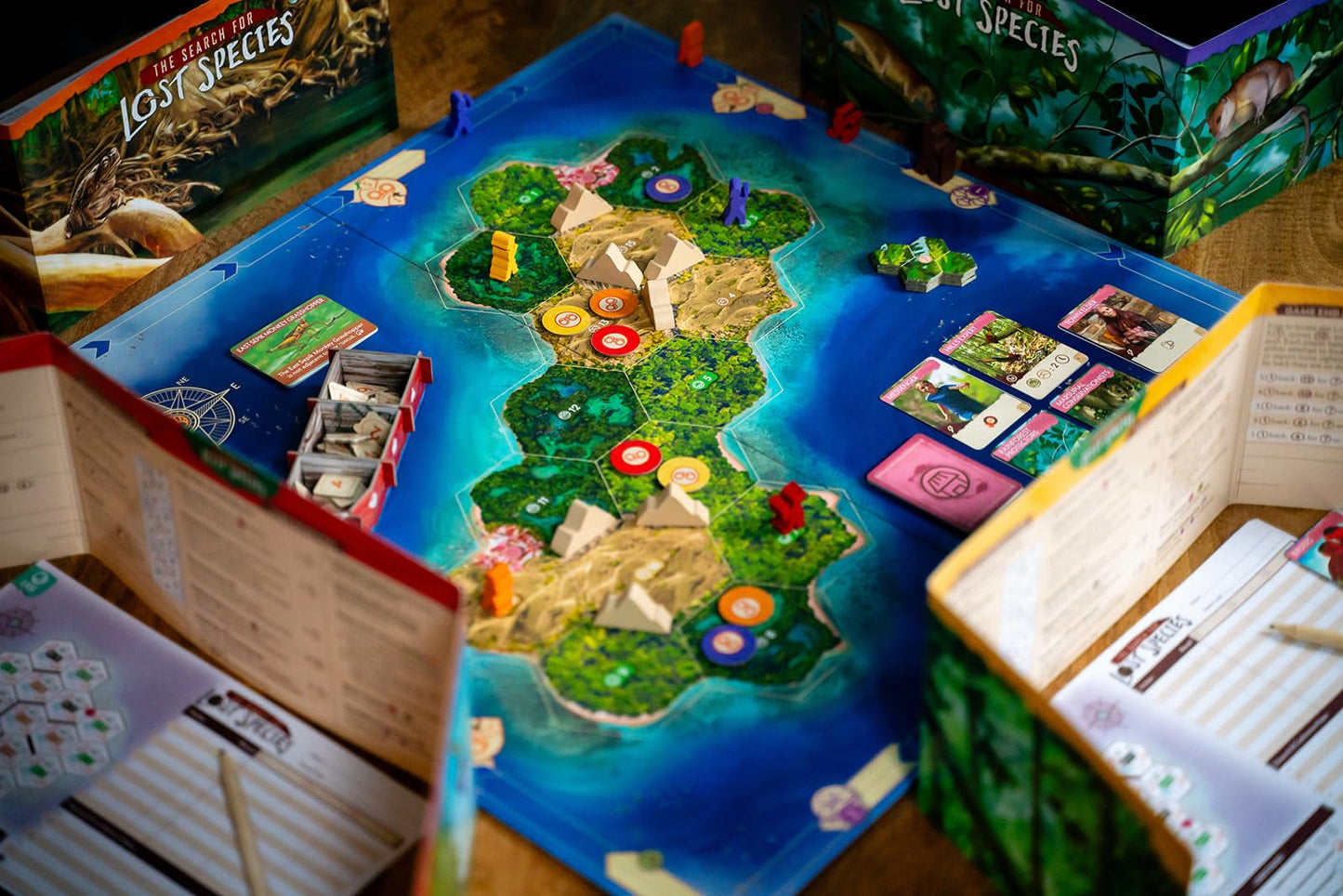 Renegade Game Studios The Search for Lost Species – Deduction Board Game for 1–4 Players | 60–75 min