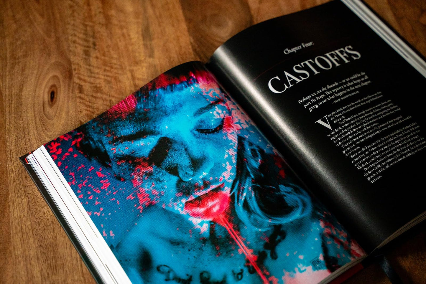 Renegade Game Studios Vampire: The Masquarade 5th Edition – Players Guide with Expanded Clans