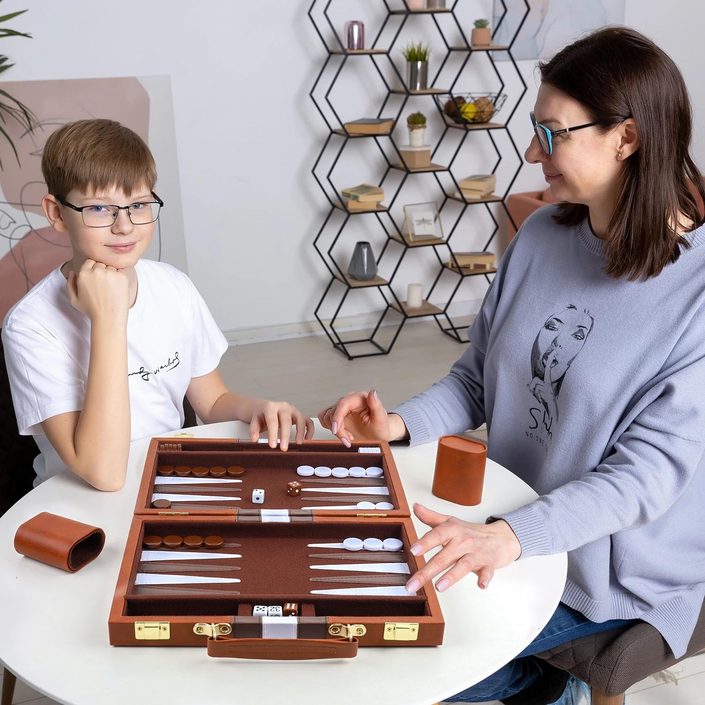 RERIVER Backgammon Set – 18-Inch Brown PU Leather Case, 2-Player Travel Board Game