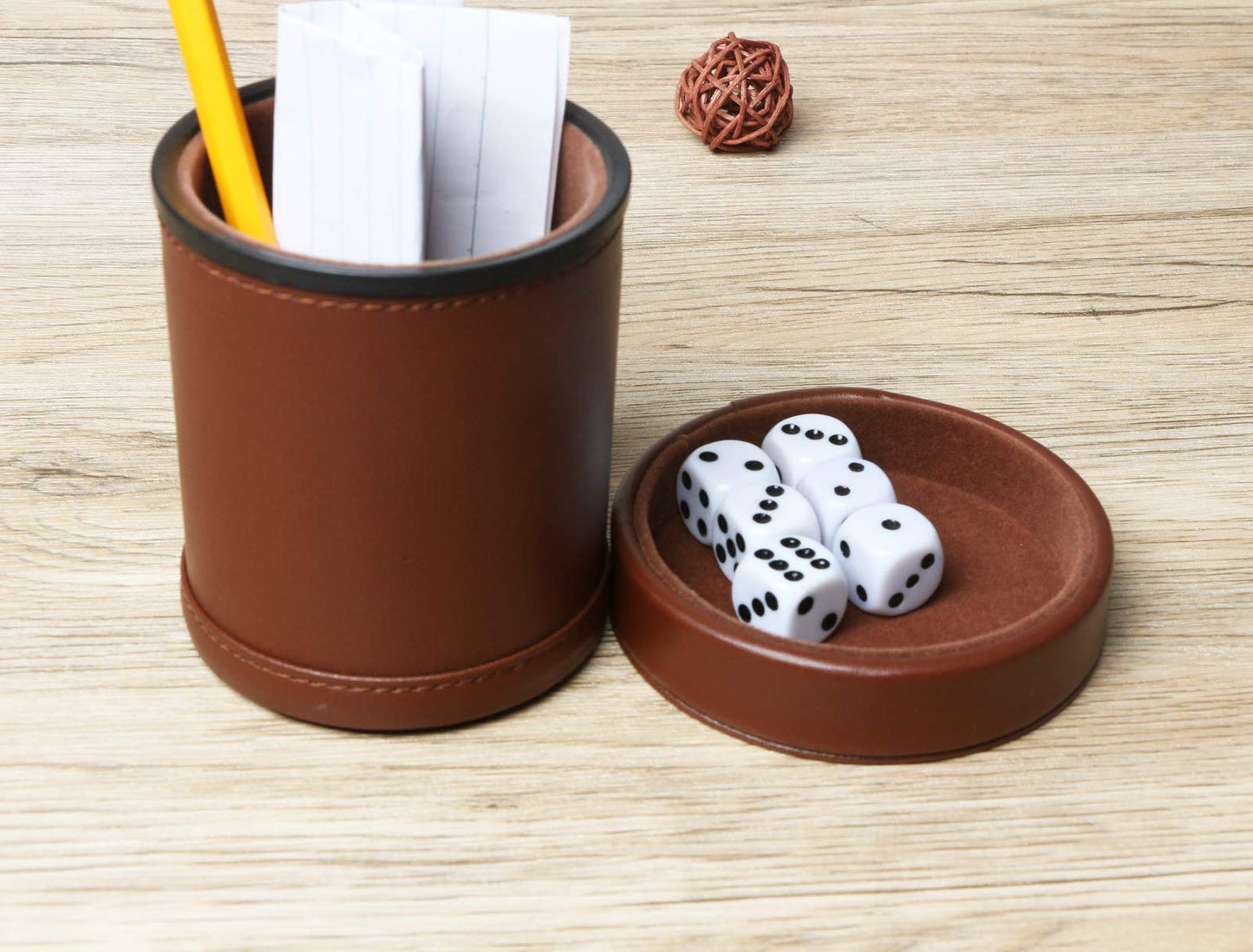RERIVER PU Leather Dice Cup Set with Lid – Dark Brown Felt-Lined Quiet Shaker, 6 Dice Included