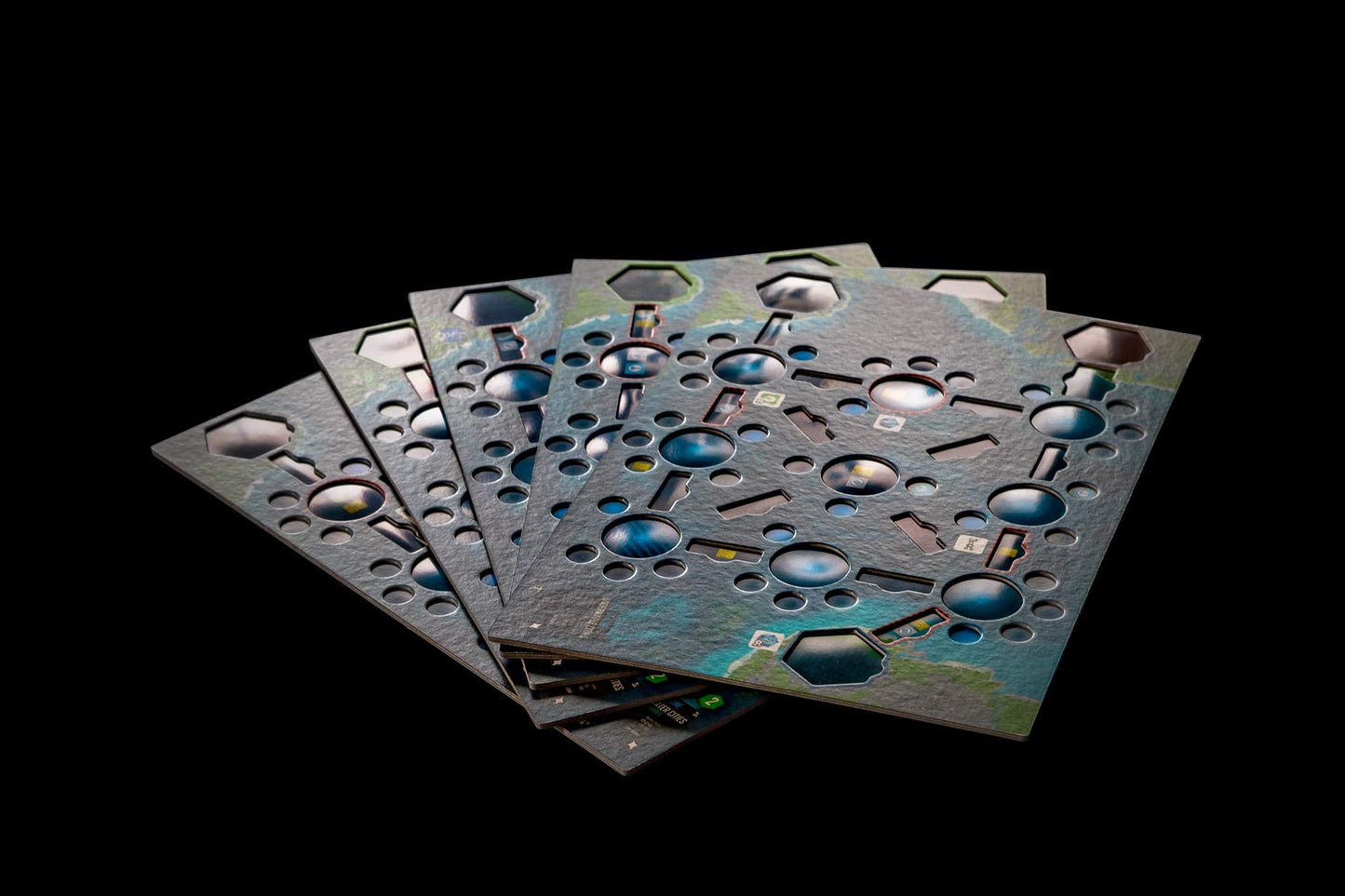 Rio Grande Games Underwater Cities: New Discoveries Expansion – 52 Cards, 3-Layer Boards