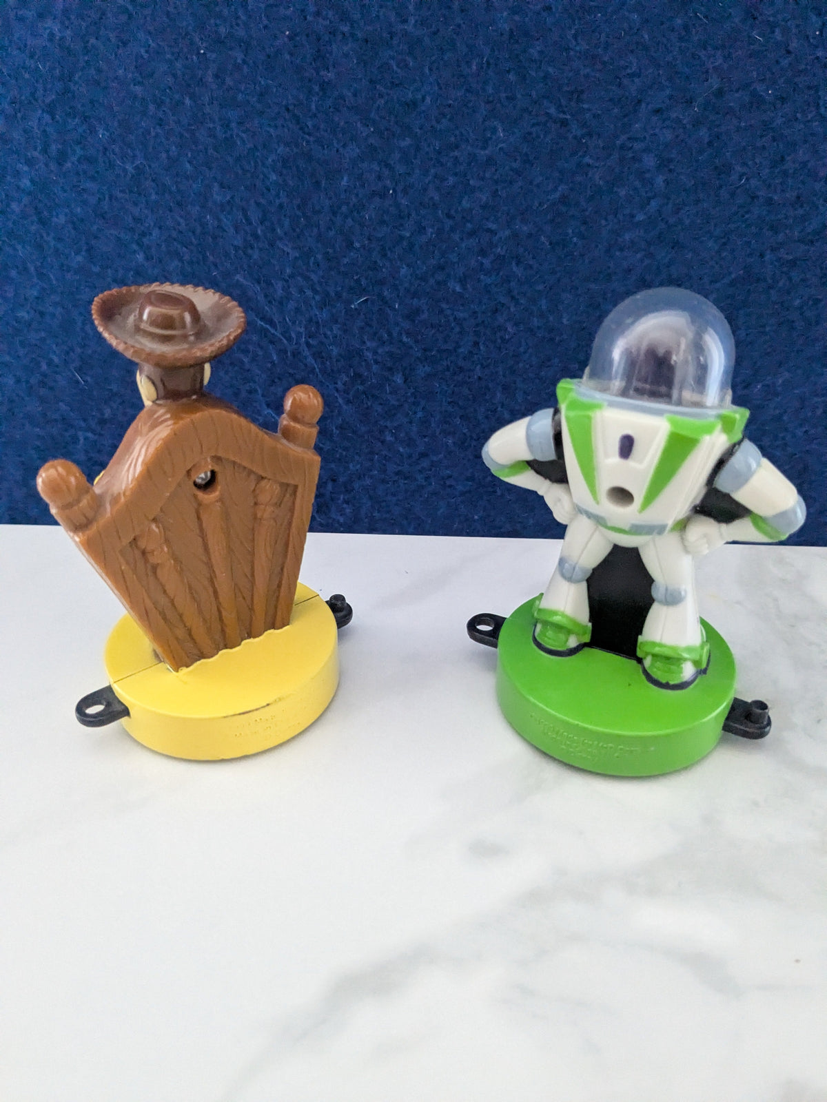 Pair of Vintage 1999 McDonalds Disneyland Paris Connectable Stamp Toys.