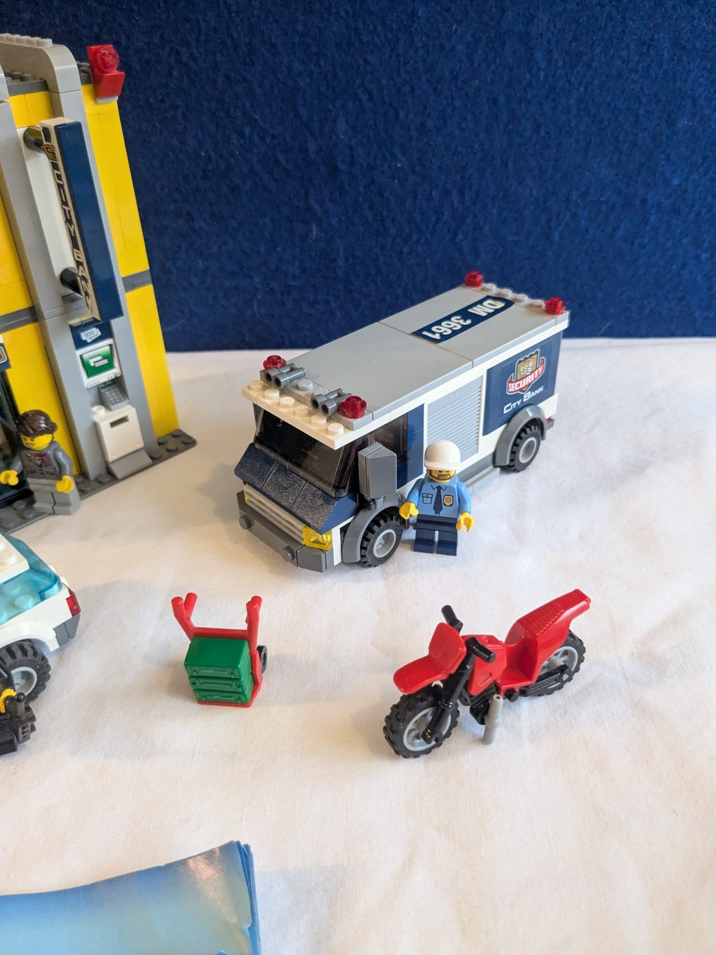 Lego City 3661 Bank & Money Transfer Special Edition