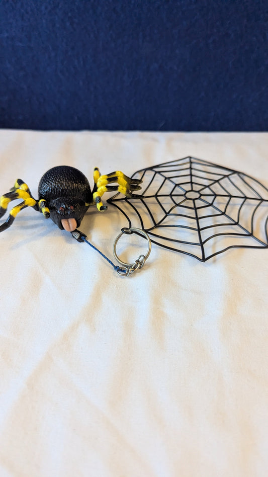 Pull spider and web