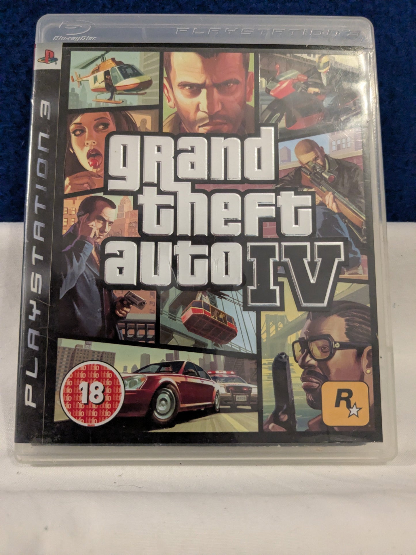 Playstation 3 - Grand Theft Auto IV (4)