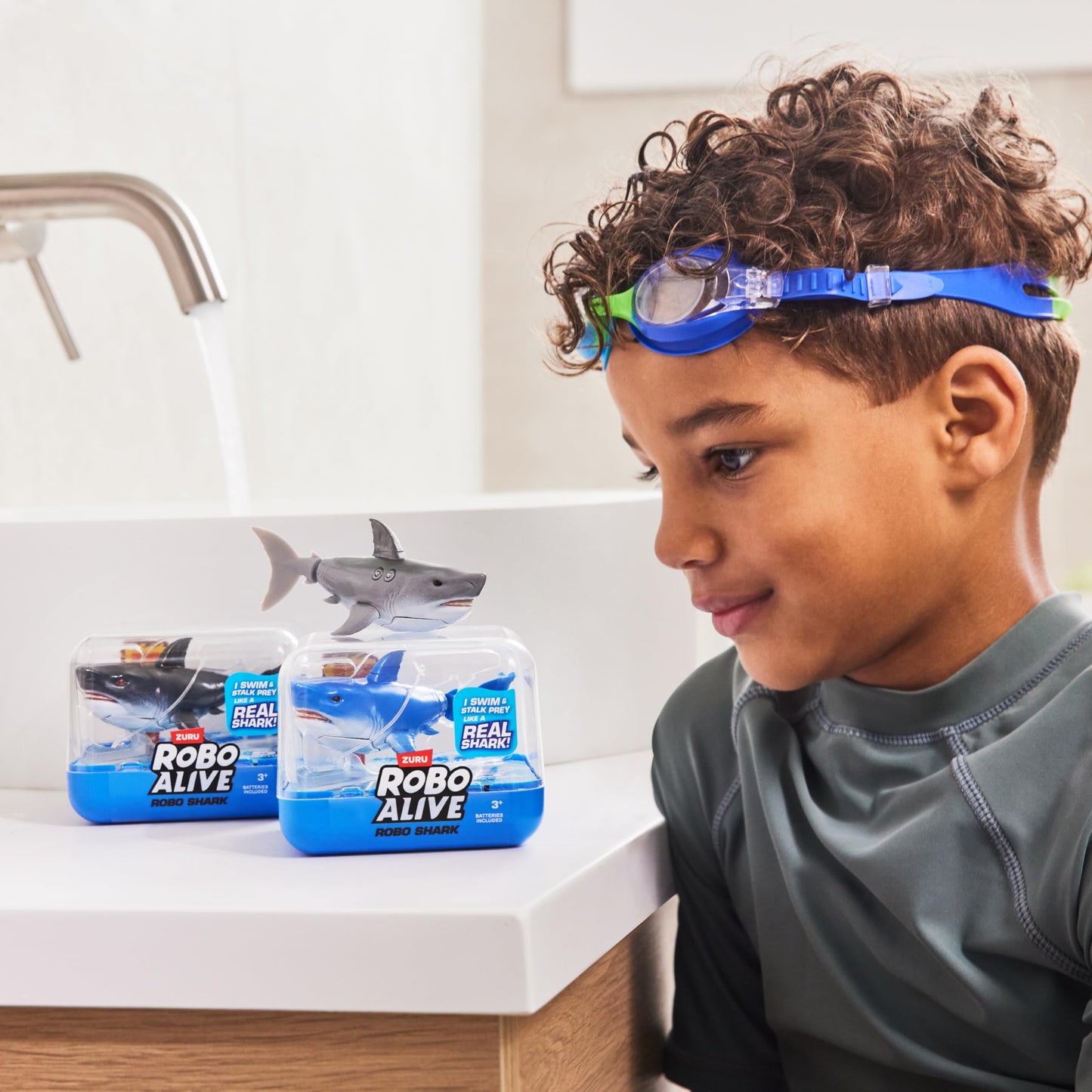 Robo Alive Water Activated Shark 2 Pack (Grey) by ZURU – Realistic Swimming Robotic Bath Toy