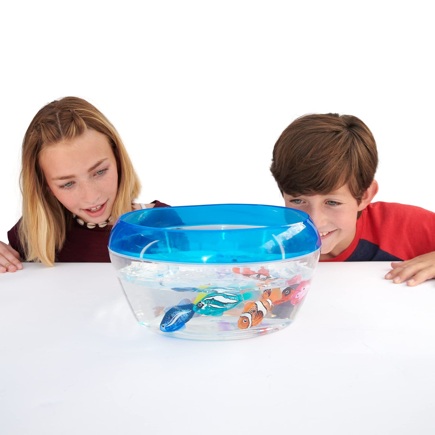Robo Fish Playset by Robo Alive | Water-Activated Robotic Fish with Color Change & Never Wet Sand
