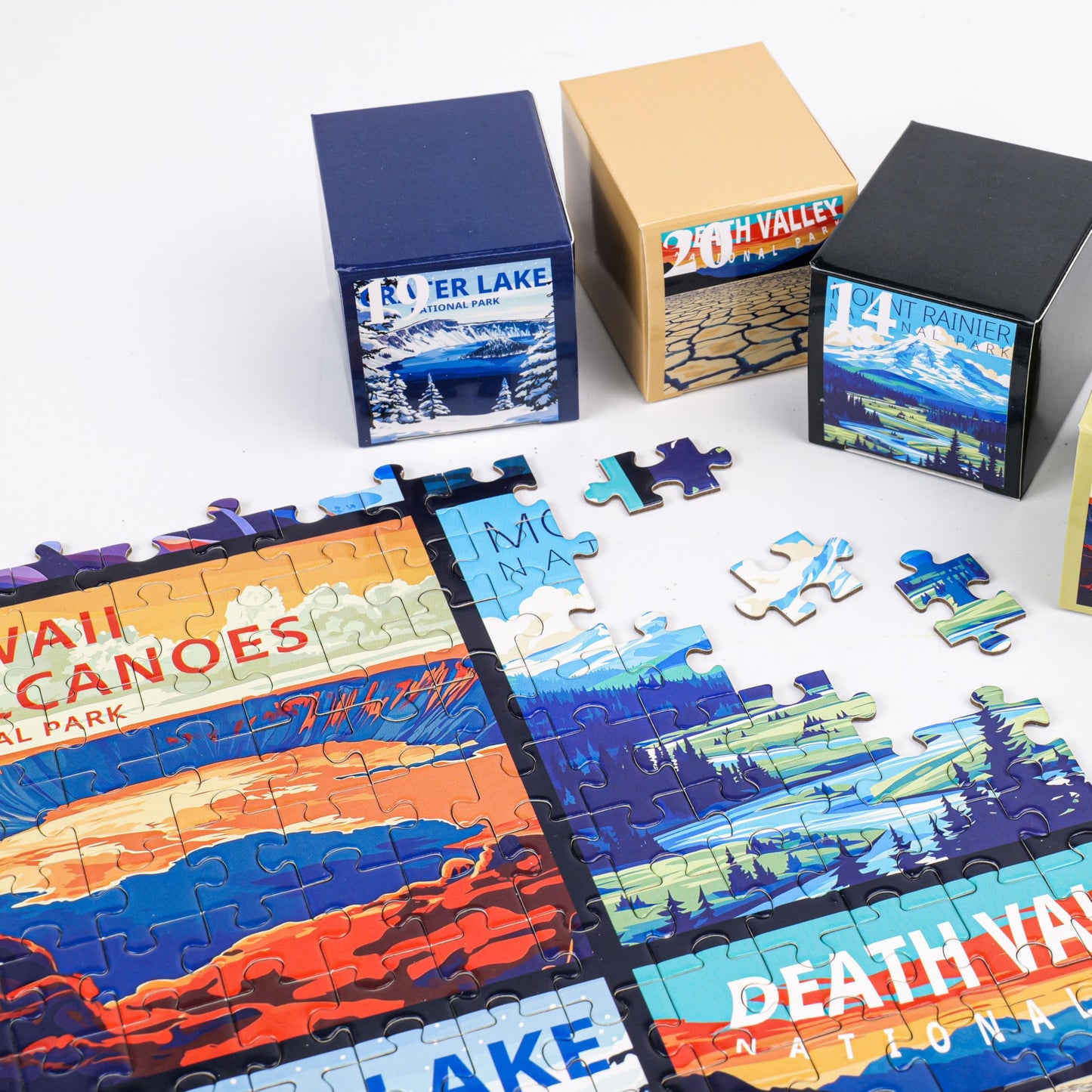 rokt&razo 24 National Parks 1000-Piece Daily Challenge Puzzle Pack with 24 Mini Packs + Poster