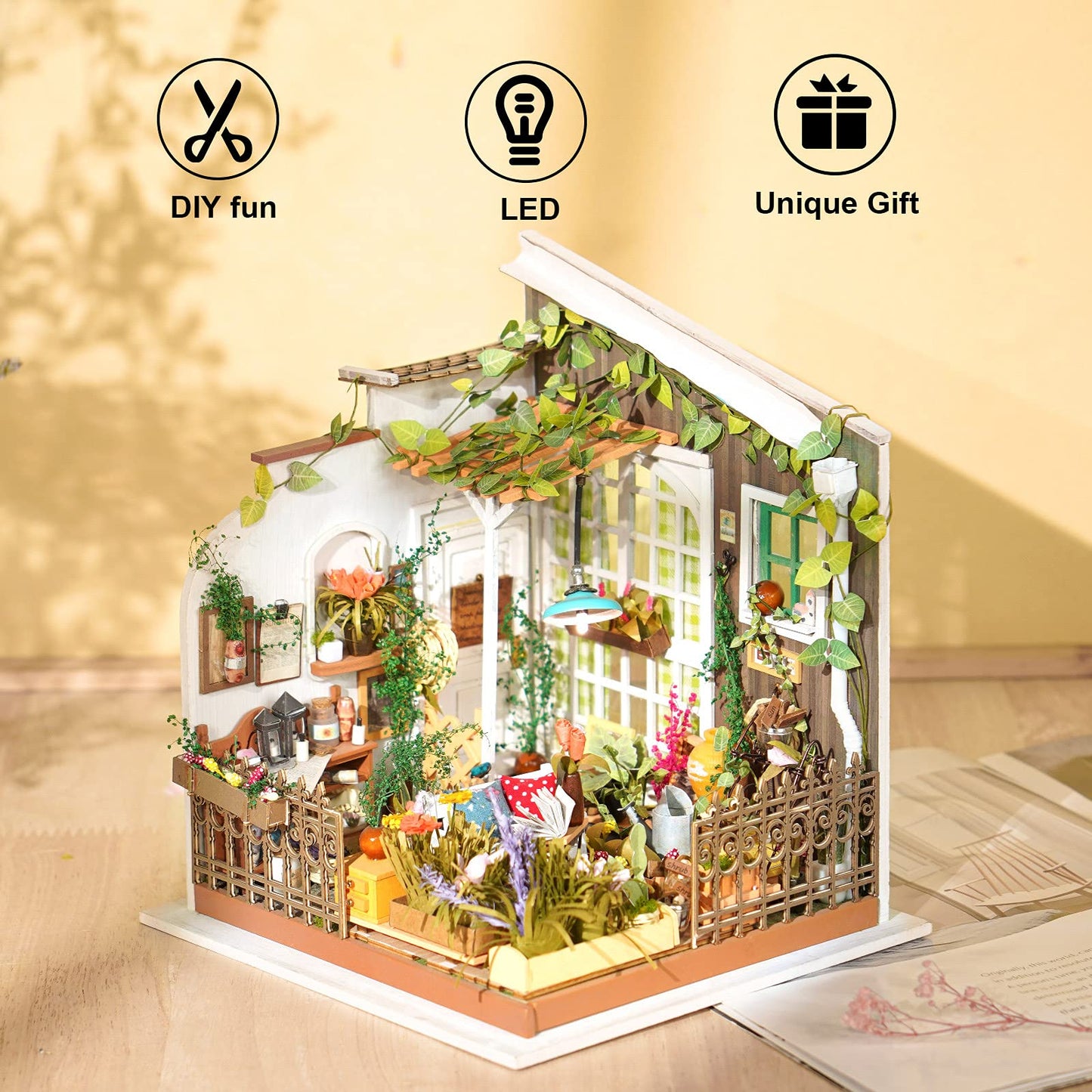 Rolife Dollhouse DIY Miniature Garden House with LED – Model Building Kit